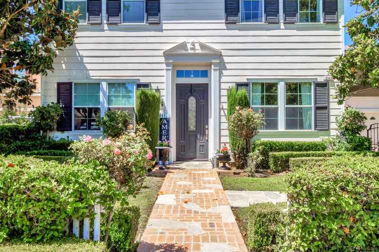 Photo of 2143 Everglade Ave Clovis, CA 93619