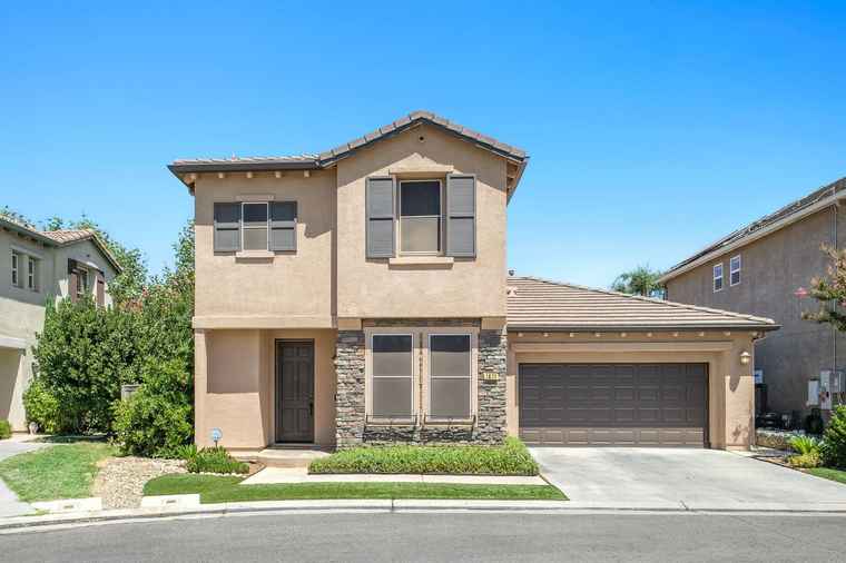Photo of 1871 N Dupree Ln Clovis, CA 93619