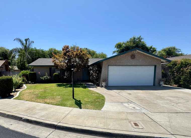 Photo of 3140 Timmy Ave Clovis, CA 93612