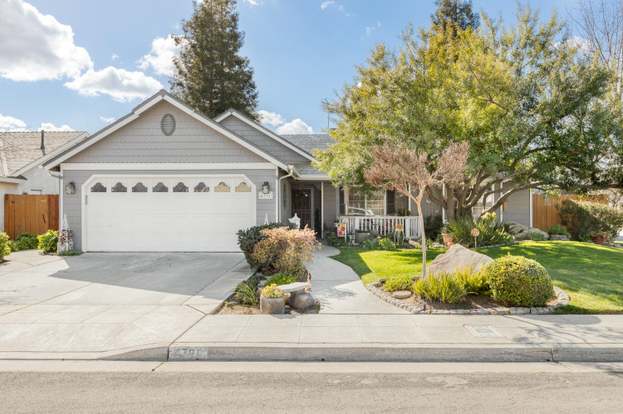 5239 W Roberts Ave, Fresno, CA 93722 | Redfin