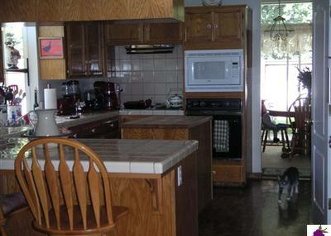 10737 N Seal Cv, Fresno, CA 93720