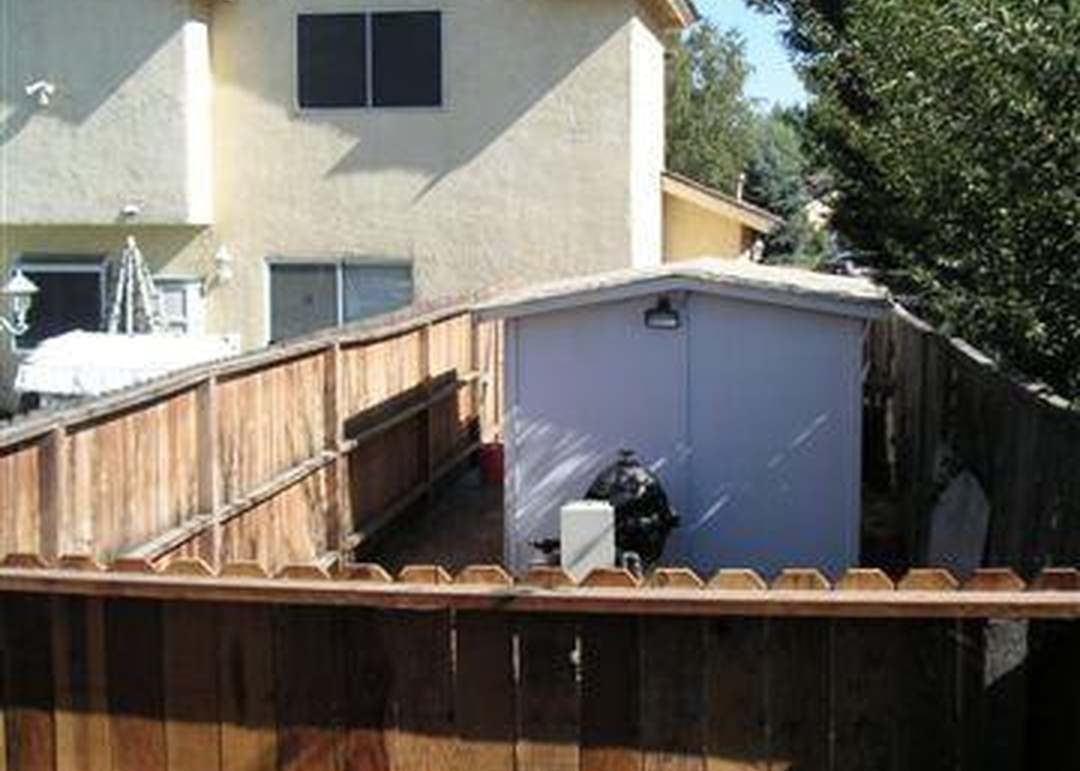 10737 N Seal Cv, Fresno, CA 93720