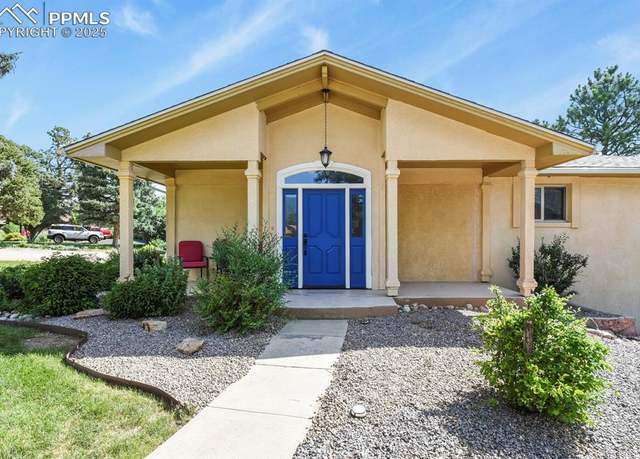 Property at 23 Crescent Ln, Colorado Springs, CO 80904, 5 beds, 3.5 baths