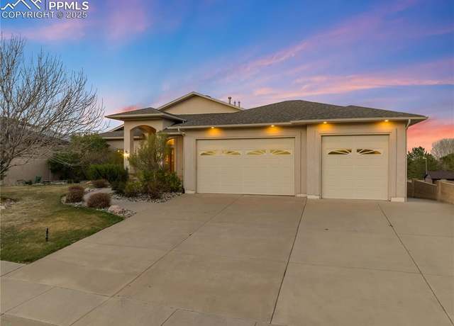 Property at 18 Redondo Ln, Pueblo, CO 81005, 5 beds, 4 baths