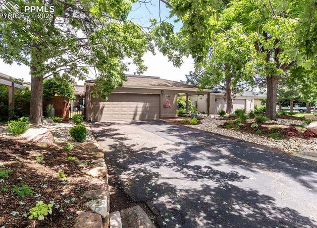 Property at 2609 Ashgrove St, Colorado Springs, CO 80906, 2 beds, 2.5 baths