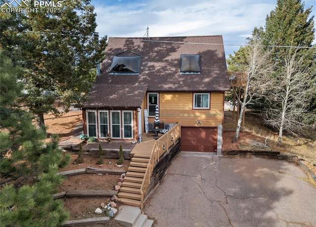 Property at 410 Hillcrest Ave, Woodland Park, CO 80863, 3 beds, 2 baths