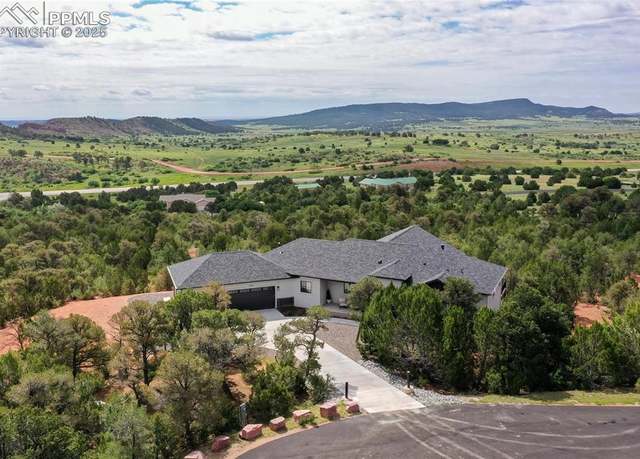 Property at 16347 Cala Rojo Dr, Colorado Springs, CO 80926, 3 beds, 2.5 baths