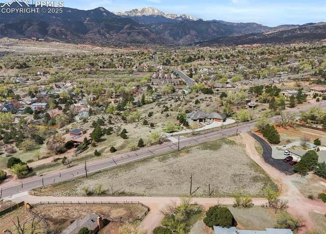 Property at 1731 Mesa Rd, Colorado Springs, CO 80904