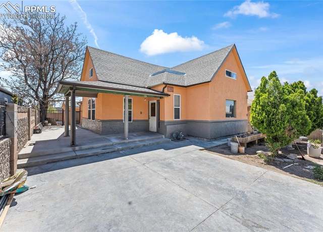 Property at 616 E 5th St, Pueblo, CO 81001, 3 beds, 2.5 baths