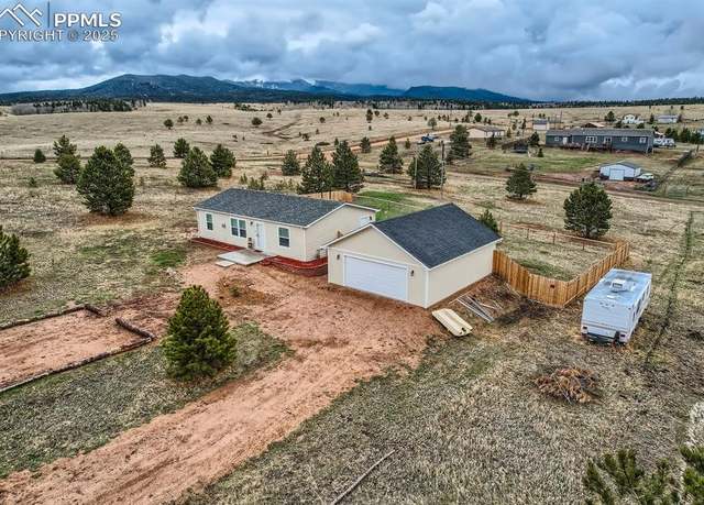 Property at 430 E Longbow Dr, Divide, CO 80814, 3 beds, 2 baths