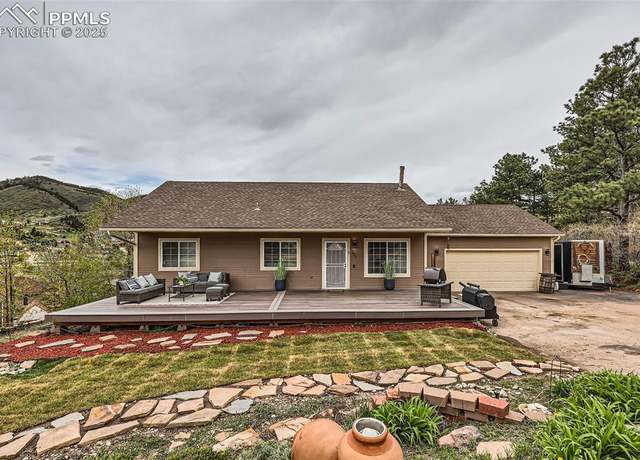 Property at 151 Star View Cir, Palmer Lake, CO 80133, 5 beds, 2.5 baths
