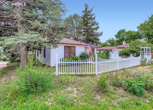Property at 2111 E Cache La Poudre St, Colorado Springs, CO 80909, 2 beds, 1 bath