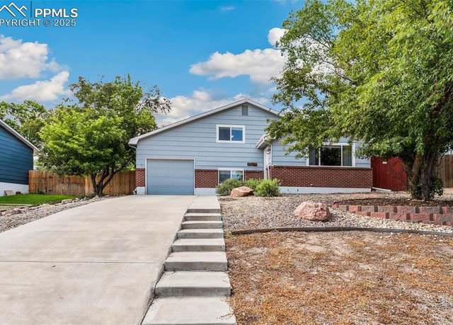 Property at 710 Paradise Ln, Colorado Springs, CO 80904, 3 beds, 2 baths