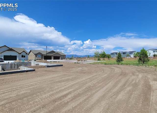 Property at 9516 Wolf Valley Dr, Colorado Springs, CO 80924, 2 beds, 2 baths