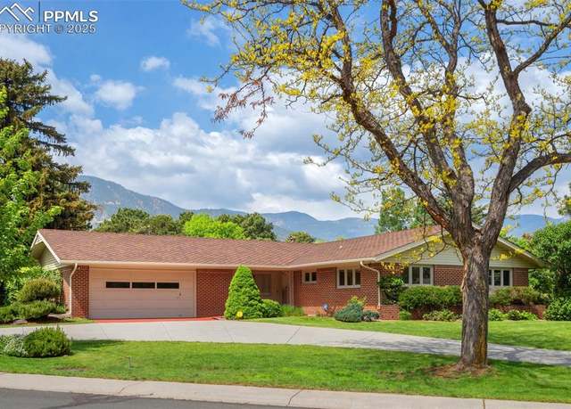 Property at 6 El Encanto Dr, Colorado Springs, CO 80906, 4 beds, 3 baths