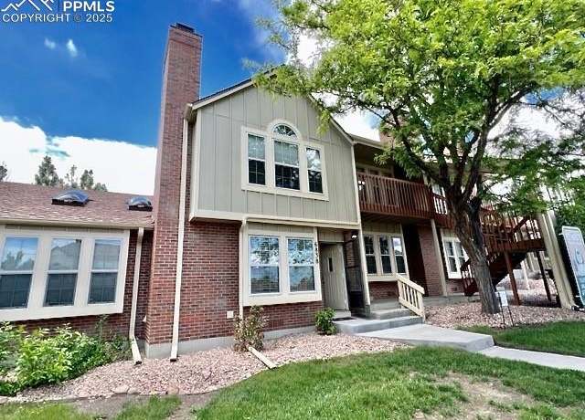 Property at 6838 Ravencrest Dr, Colorado Springs, CO 80919, 2 beds, 2.5 baths