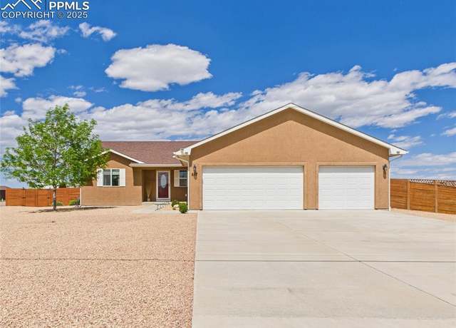 Property at 617 E Paradise Dr, Pueblo West, CO 81007, 3 beds, 2.5 baths