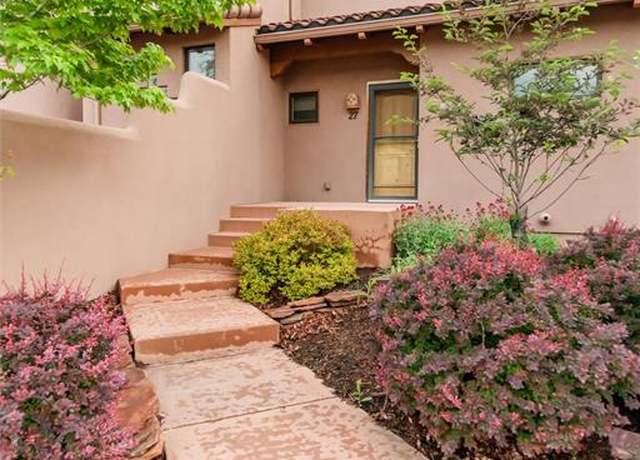 Property at 27 Crystal Park Rd, Manitou Springs, CO 80829, 2 beds, 2.5 baths
