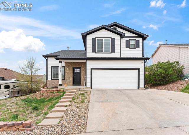 Property at 1209 Cailin Way, Fountain, CO 80817, 4 beds, 2.5 baths