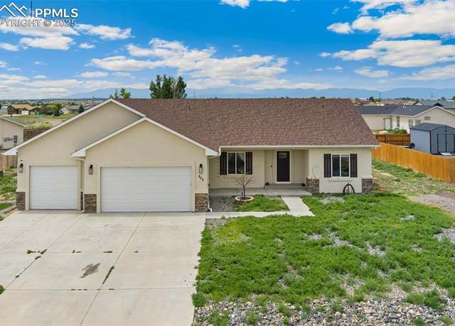 Property at 822 E Cabaret Dr, Pueblo West, CO 81007, 3 beds, 2.5 baths