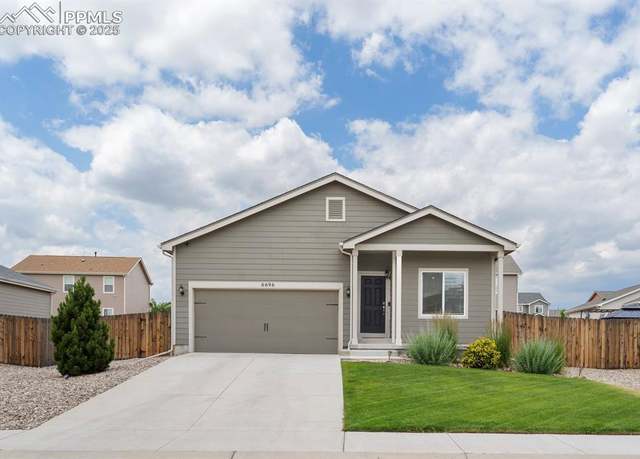 Property at 6696 Kearsarge Dr, Colorado Springs, CO 80925, 3 beds, 2 baths