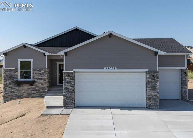 Property at 13051 Monument Vista Dr, Falcon, CO 80831, 5 beds, 3 baths