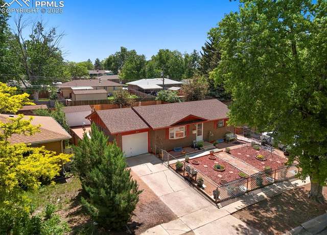 Property at 15 N Roosevelt St, Colorado Springs, CO 80909, 3 beds, 2 baths