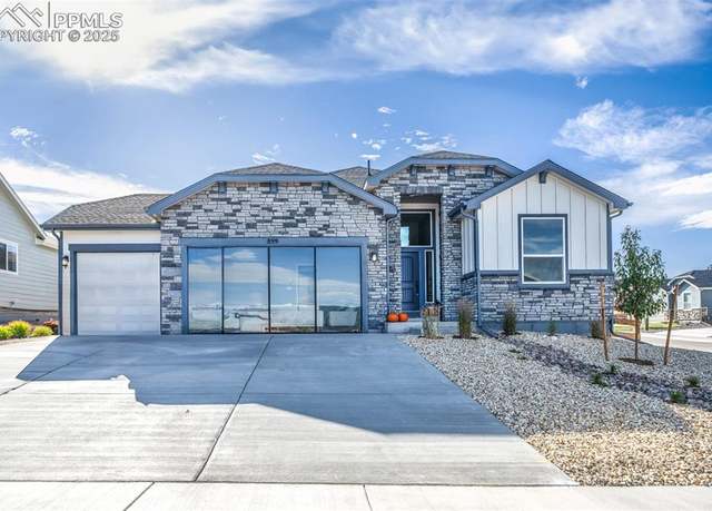 Property at 899 Old Grotto Dr, Monument, CO 80132, 5 beds, 3 baths