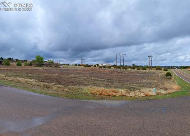 Property at 693 S Carrizo Springs Ave, Pueblo West, CO 81007