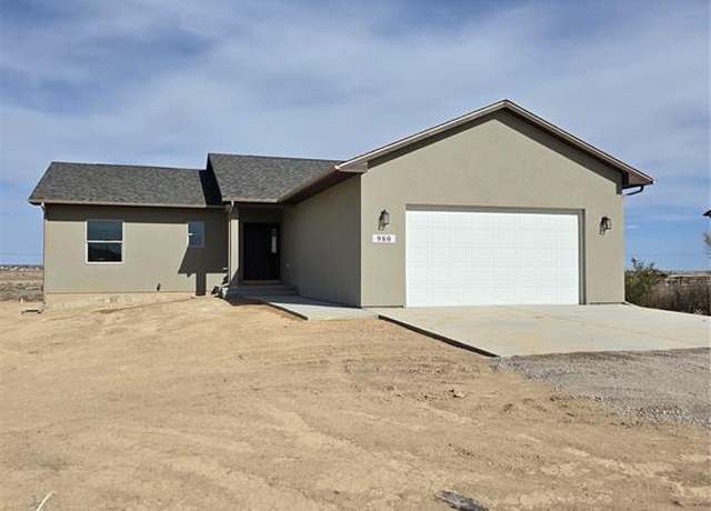 Property at 980 N Purcell Blvd, Pueblo, CO 81007, 4 beds, 3 baths