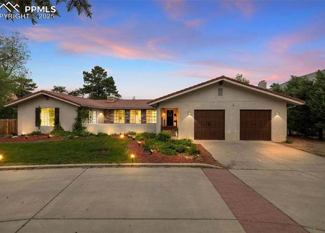 Property at 1308 Mesa Ave, Colorado Springs, CO 80906, 5 beds, 4 baths