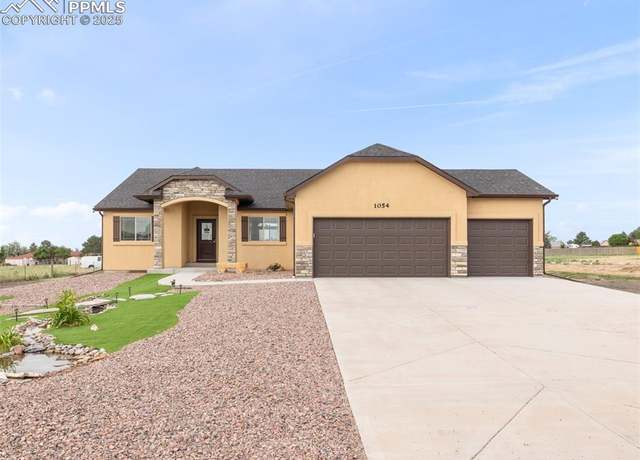 Property at 1054 W Meadowmoor Dr, Pueblo West, CO 81007, 3 beds, 2 baths