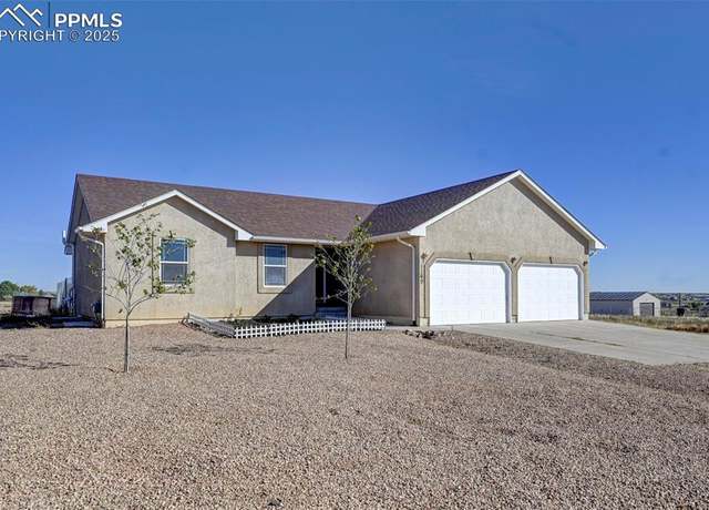 Property at 1169 E Canary Dr, Pueblo, CO 81007, 5 beds, 3 baths