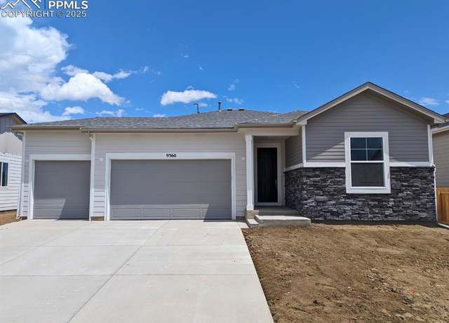 Property at 9360 Golden Buffs Dr, Colorado Springs, CO 80925, 3 beds, 2 baths