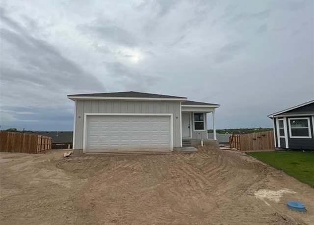 Property at 706 Pineda Ct, Pueblo, CO 81001, 4 beds, 3 baths