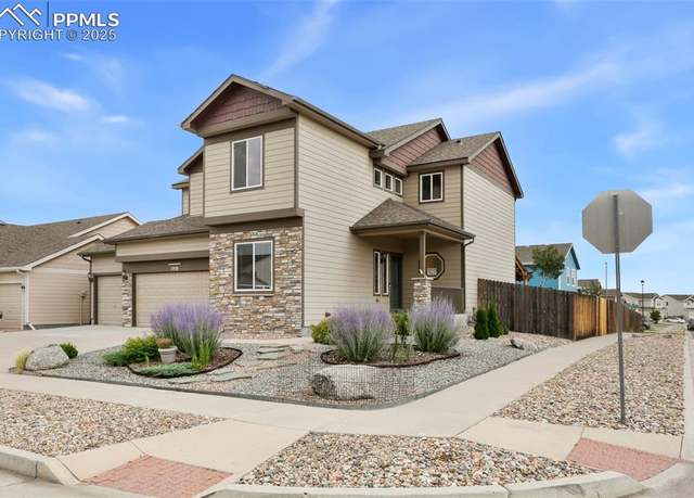 Property at 7898 Chasewood Loop, Colorado Springs, CO 80908, 5 beds, 3.5 baths