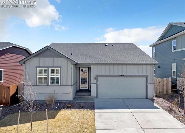 Property at 10414 Summer Ridge Dr, Peyton, CO 80831, 3 beds, 2 baths
