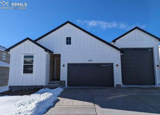 Property at 10152 Country Manor Dr, Peyton, CO 80831, 3 beds, 2 baths