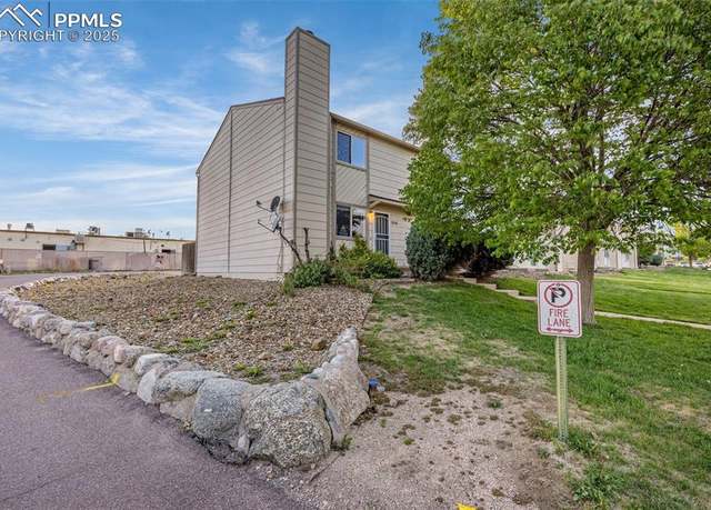 Property at 1810 Lanka Ln, Colorado Springs, CO 80915, 3 beds, 1.5 baths
