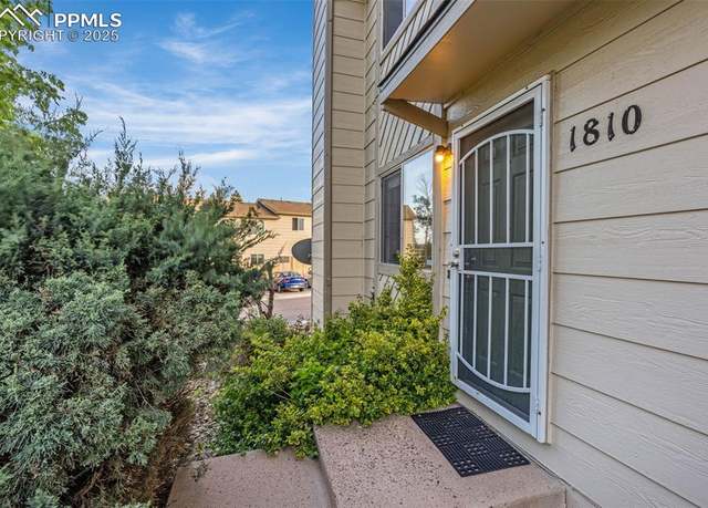 Property at 1810 Lanka Ln, Colorado Springs, CO 80915, 3 beds, 1.5 baths