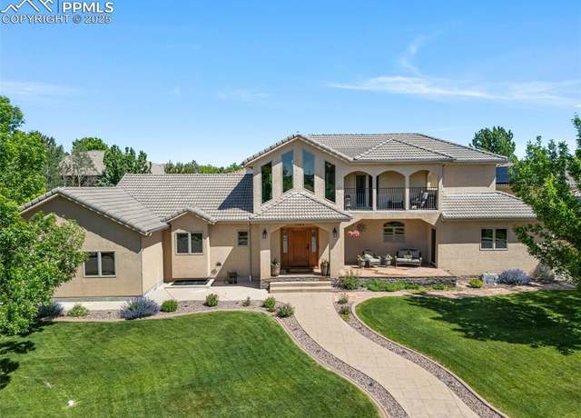 Property at 4203 St Andrews Dr, Pueblo, CO 81001, 5 beds, 3.5 baths