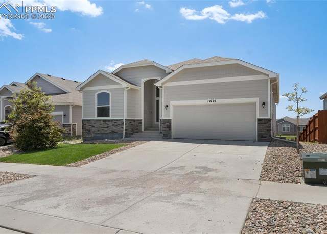 Property at 12745 Winding Glen Ln, Peyton, CO 80831, 5 beds, 3 baths