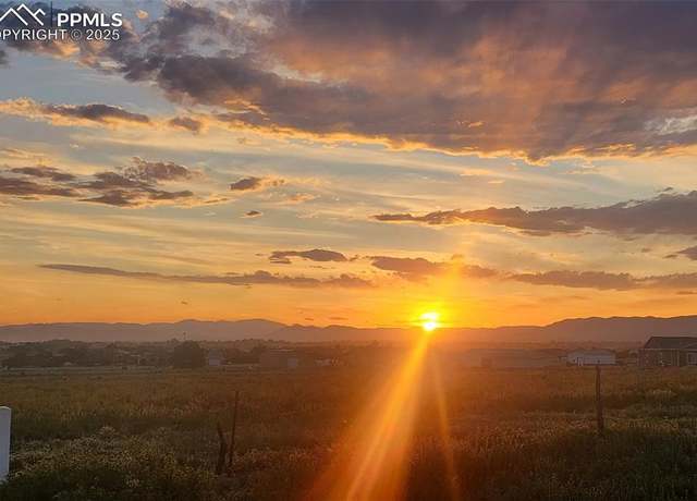 Property at 83 Top Rail Trl, Penrose, CO 81240