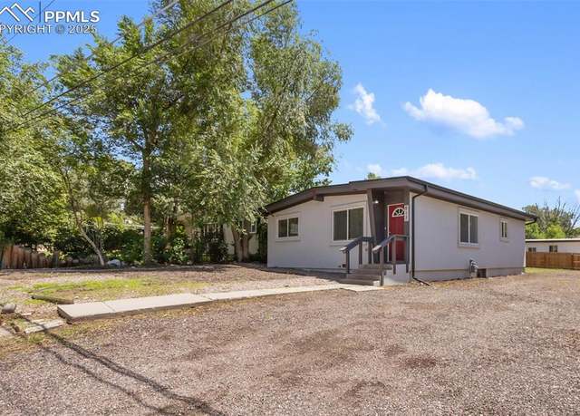 Property at 817 E Hills Rd, Colorado Springs, CO 80909, 3 beds, 1 bath