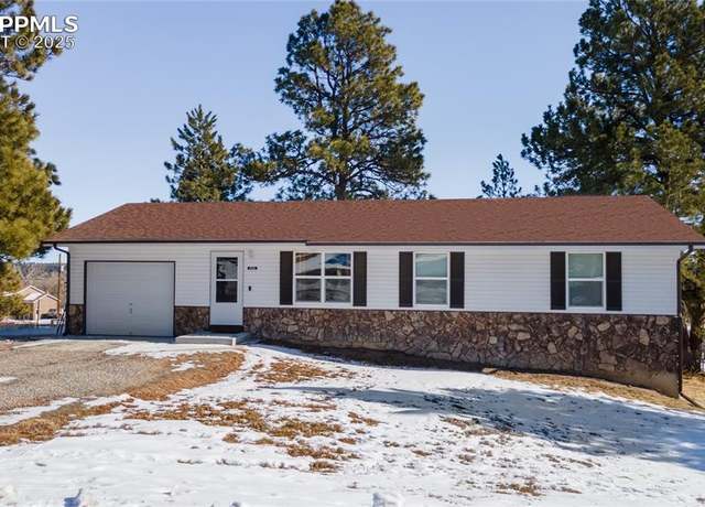 Property at 468 S Pearl St, Elizabeth, CO 80107, 3 beds, 1.5 baths