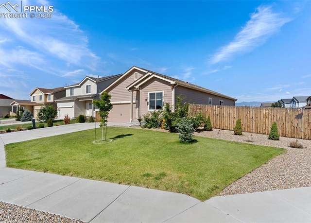 Property at 6616 Kearsarge Dr, Colorado Springs, CO 80925, 3 beds, 2 baths