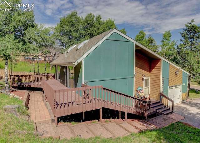 Property at 417 W Columbine Ave, Woodland Park, CO 80863, 3 beds, 2 baths