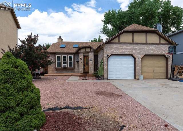 Property at 4272 Marlow Cir, Colorado Springs, CO 80916, 3 beds, 1.5 baths