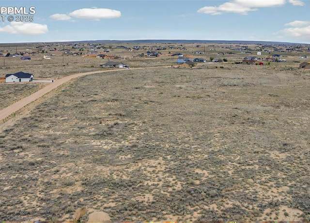 Property at 816 E Cholla Dr, Pueblo, CO 81007