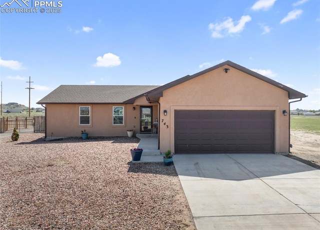 Property at 743 S Ignacio Dr, Pueblo West, CO 81007, 5 beds, 3 baths